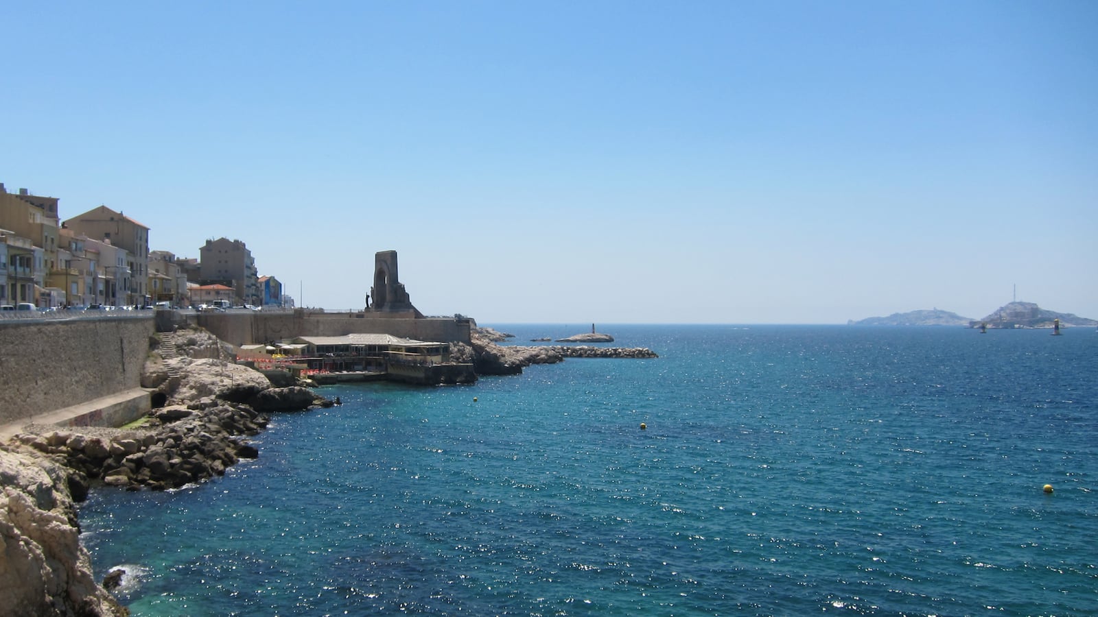 articles/2013/07/23/watch-out-paris-marseille-s-on-the-rise/130722-carl-marseille-tease_bgxnpa