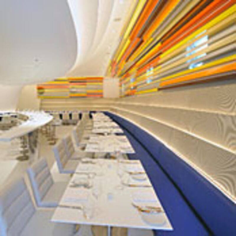 articles/2009/12/31/the-yes-list-michael-cera-reveals-his-tres-superbad-side/dine-in-design_xghvab