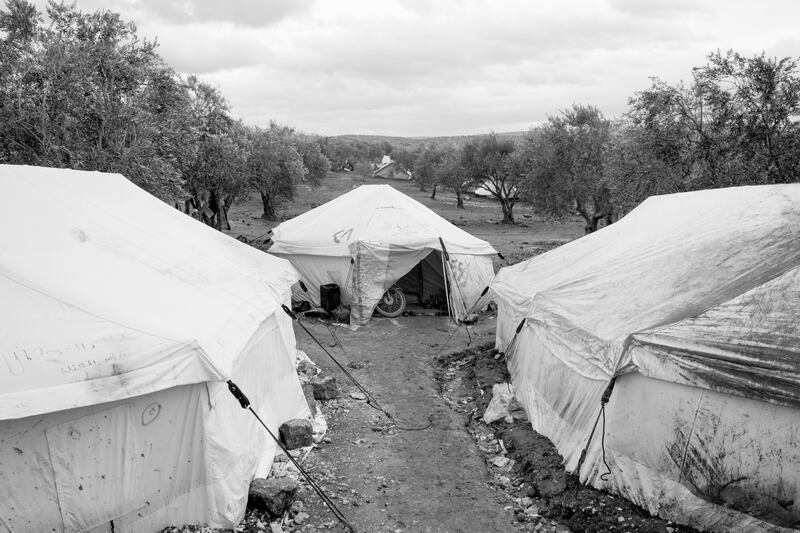 galleries/2013/01/09/photos-from-atima-a-syrian-refugee-camp-on-the-turkish-border/syrian-refugees-Atima-sayman-gallery-03_xseo8z