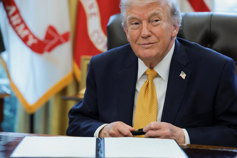 Donald Trump bruise hand left