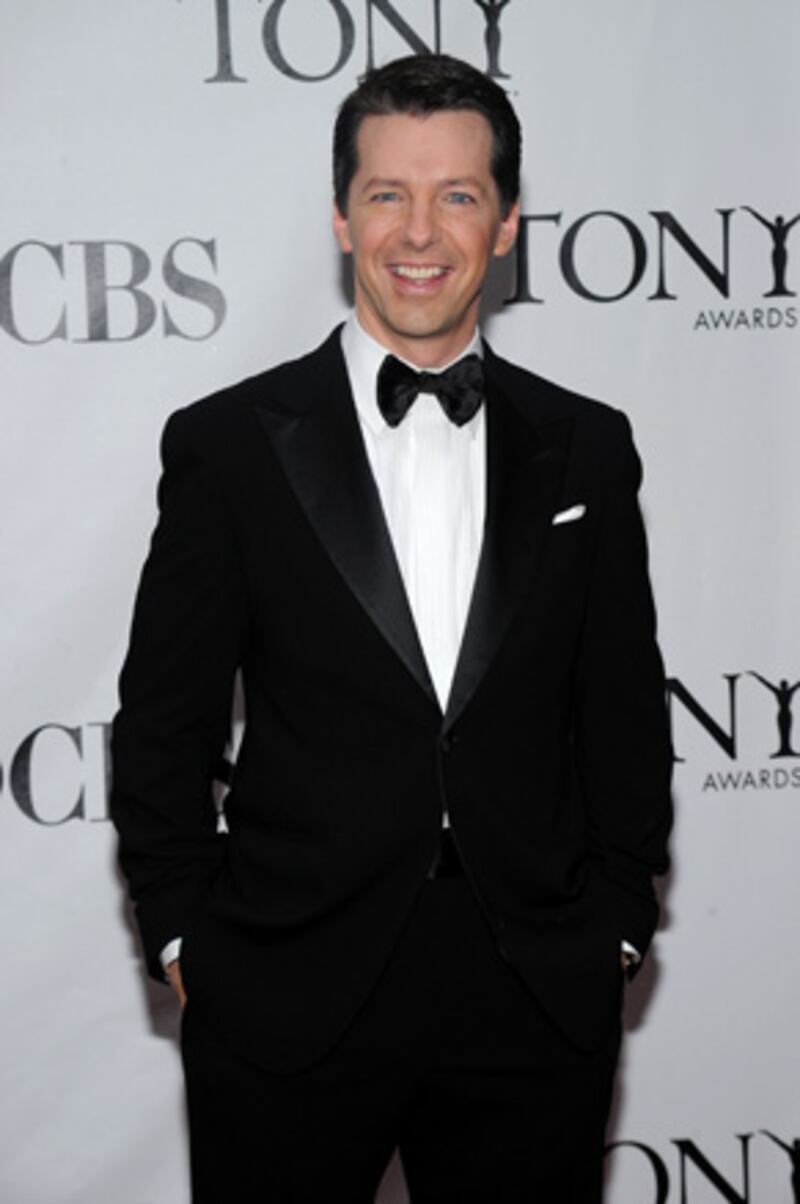 galleries/2010/06/13/2010-tony-awards-red-carpet/tonys---sean-hayes_fccejq