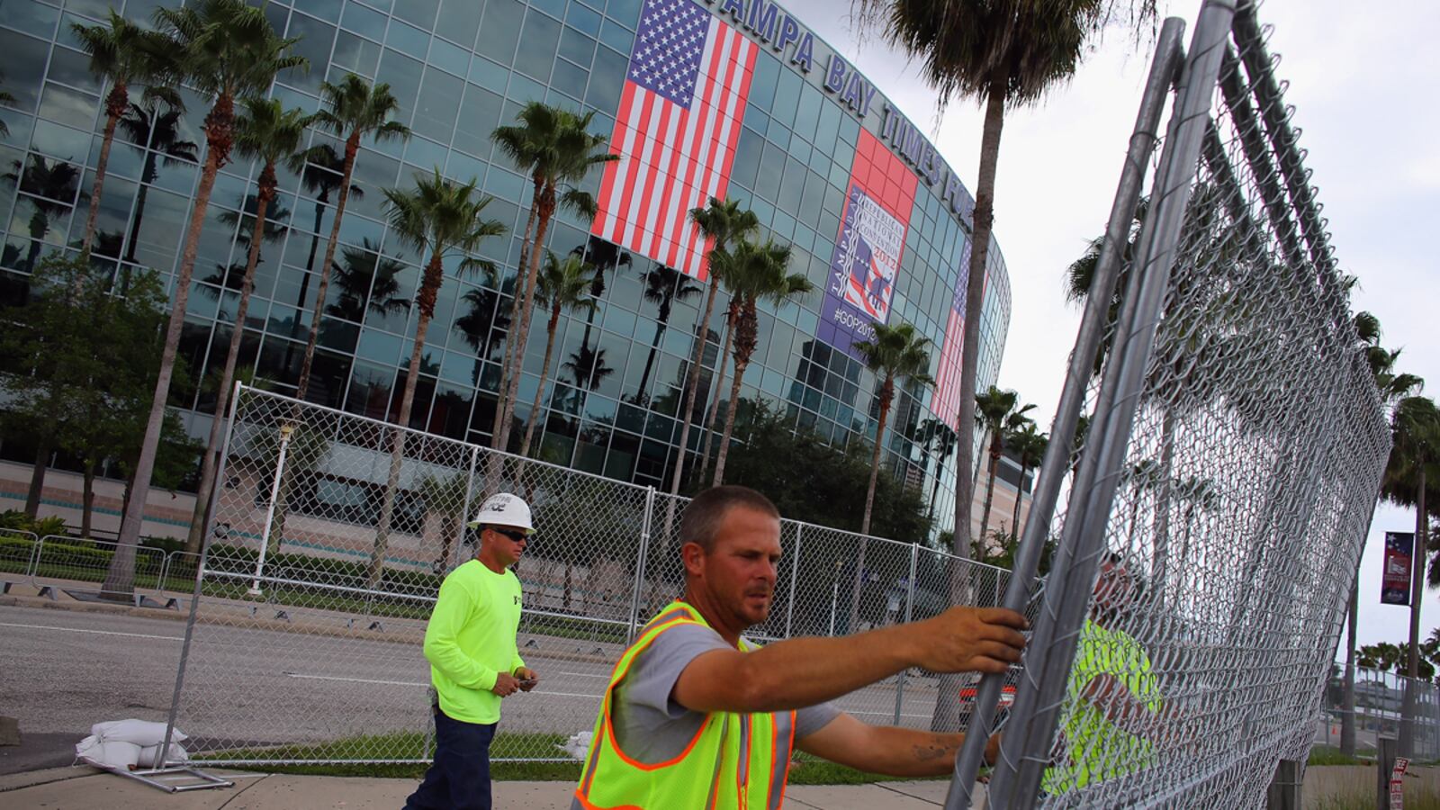 cheats/2012/08/25/isaac-approaches-tampa/tampa-gop-convention-isaac_axkjfu