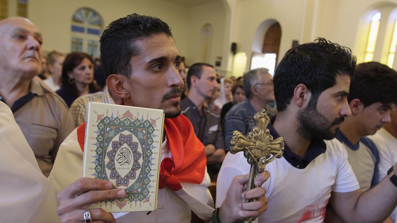 articles/2016/03/13/iraq-s-last-christian-soldiers/160312-macdiarmid-iraq-christianity-tease_qhlw6s