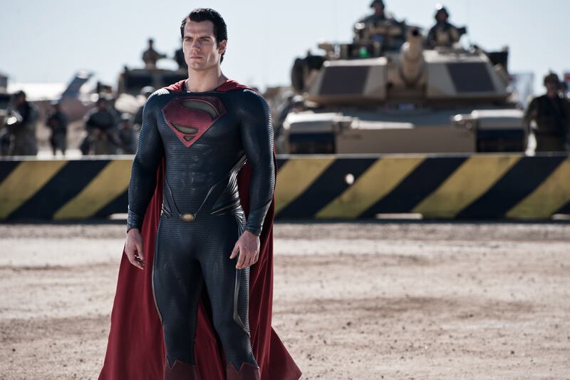 galleries/2013/06/17/henry-cavill-s-man-of-steel-george-clooney-more-superheroic-schlongs/130613-bulge-man-of-steel_p2a5gu