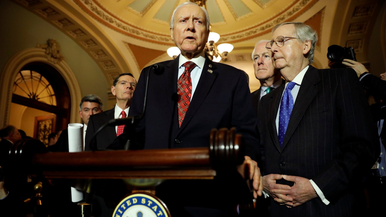 180218-hatch-apology-porters-wives-cheat_ce3wcj