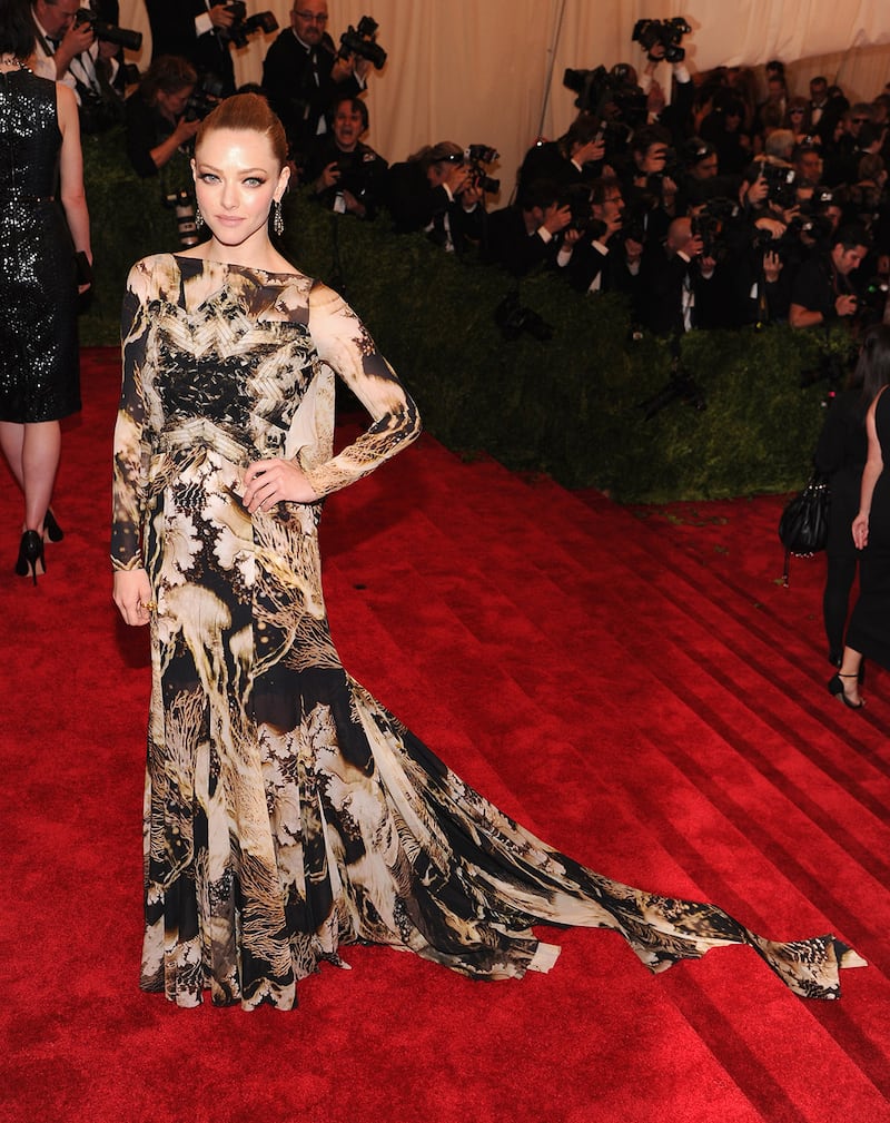 galleries/2014/08/08/best-worst-dressed-celebs-rock-riccardo-tisci-photos/140807-fashion-best-worst-14_ytniej