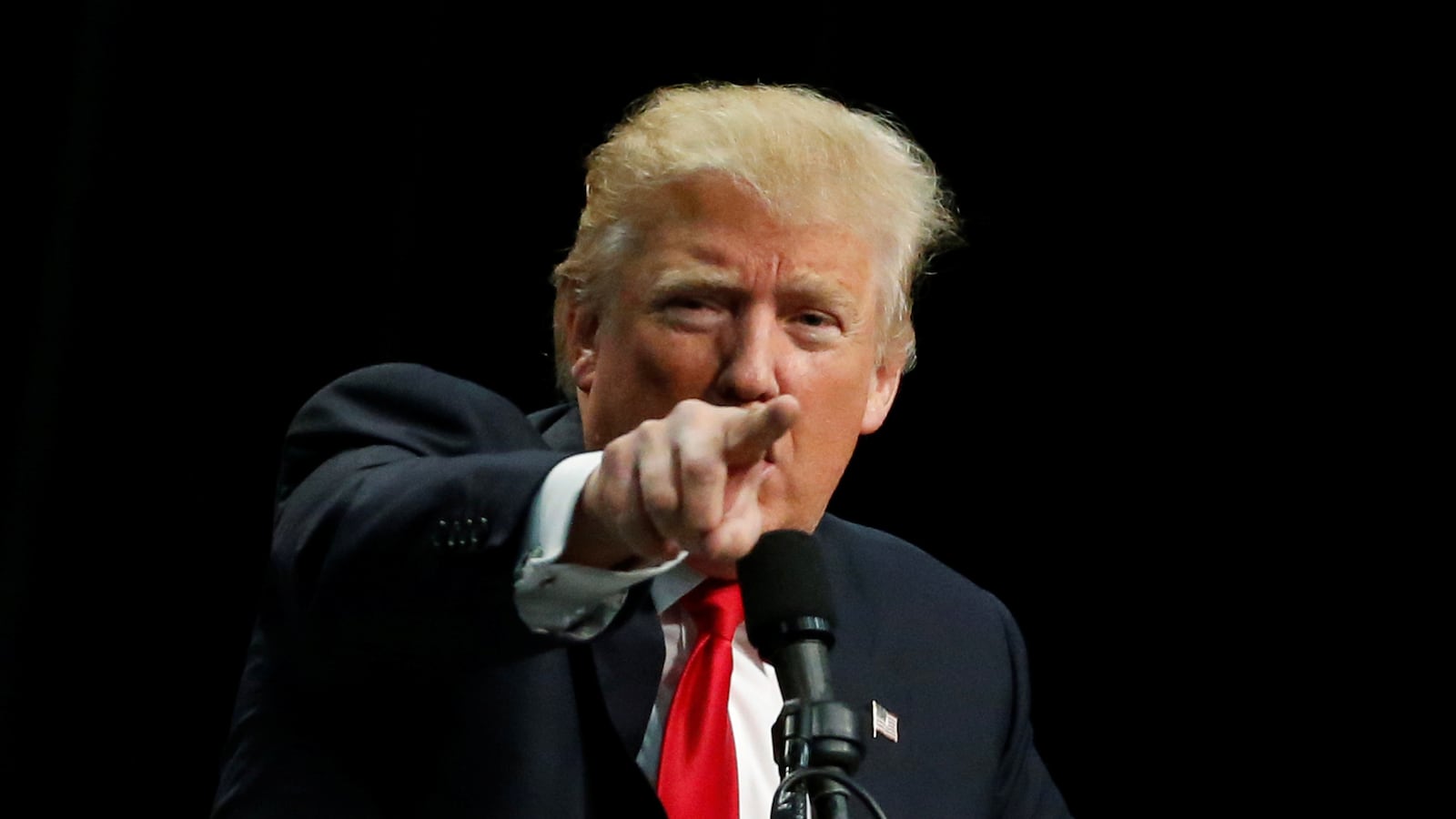 articles/2016/06/07/could-trump-s-anti-hispanic-rhetoric-turn-the-west-blue/160606-Murphy-trump-western-math-tease_nm8ujs