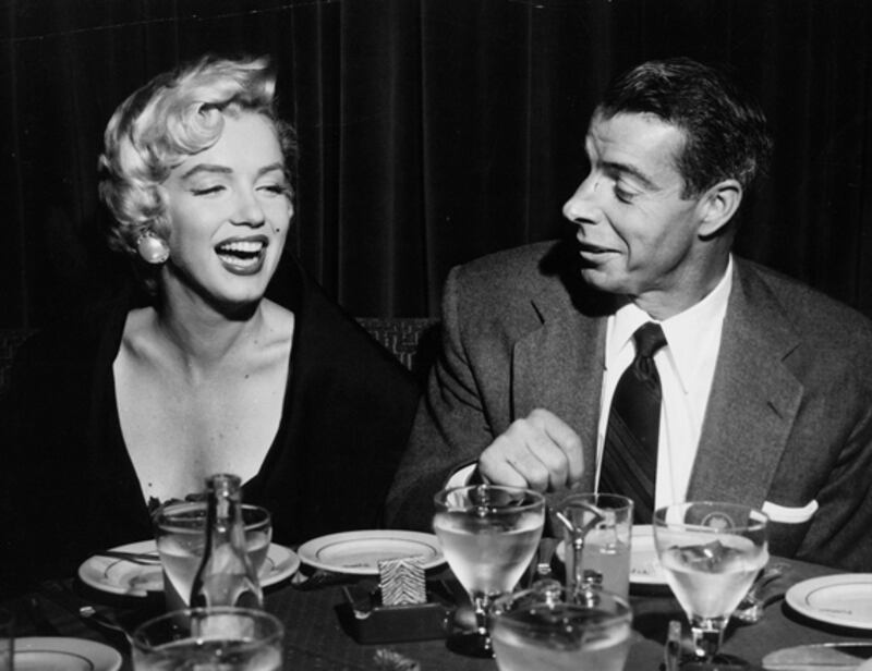 galleries/2010/01/18/uchitel-nightlife/uchitel-nightlife-5_t7vffe