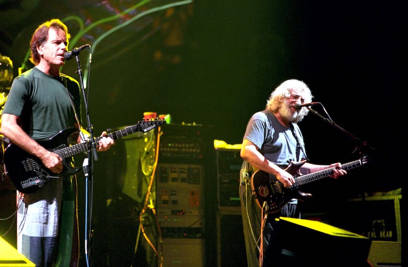 Bob Weir and Jerry Garcia of the Grateful Dead in Phoenix, AZ on 3/6/94 (Photo by Jeff Kravitz/FilmMagic, Inc)