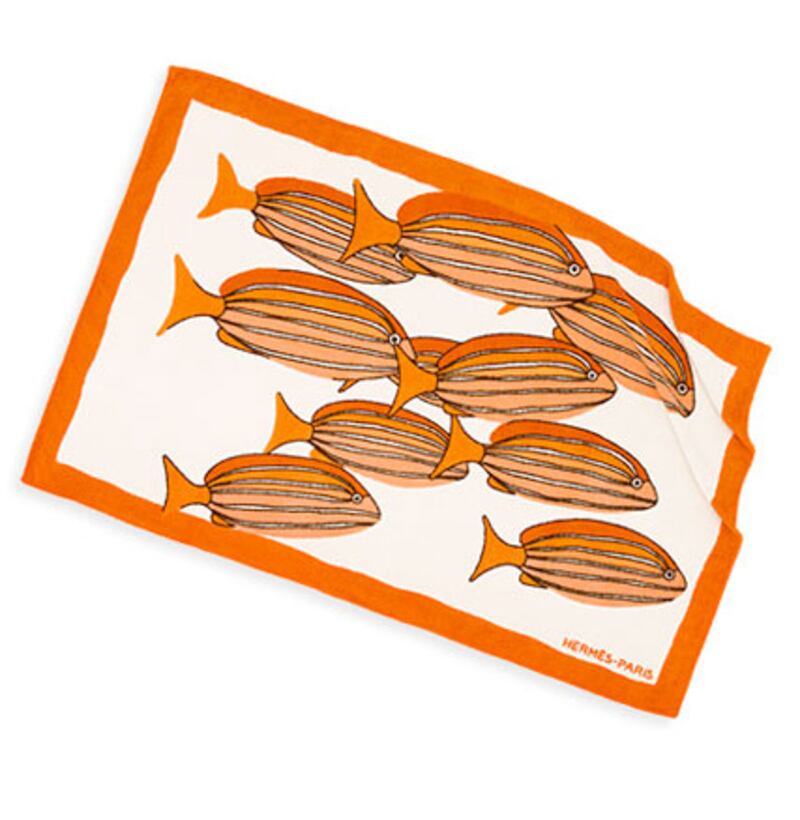 galleries/2009/06/03/the-new-beach-essentials/beach-bag---hermes-towel_l3turs