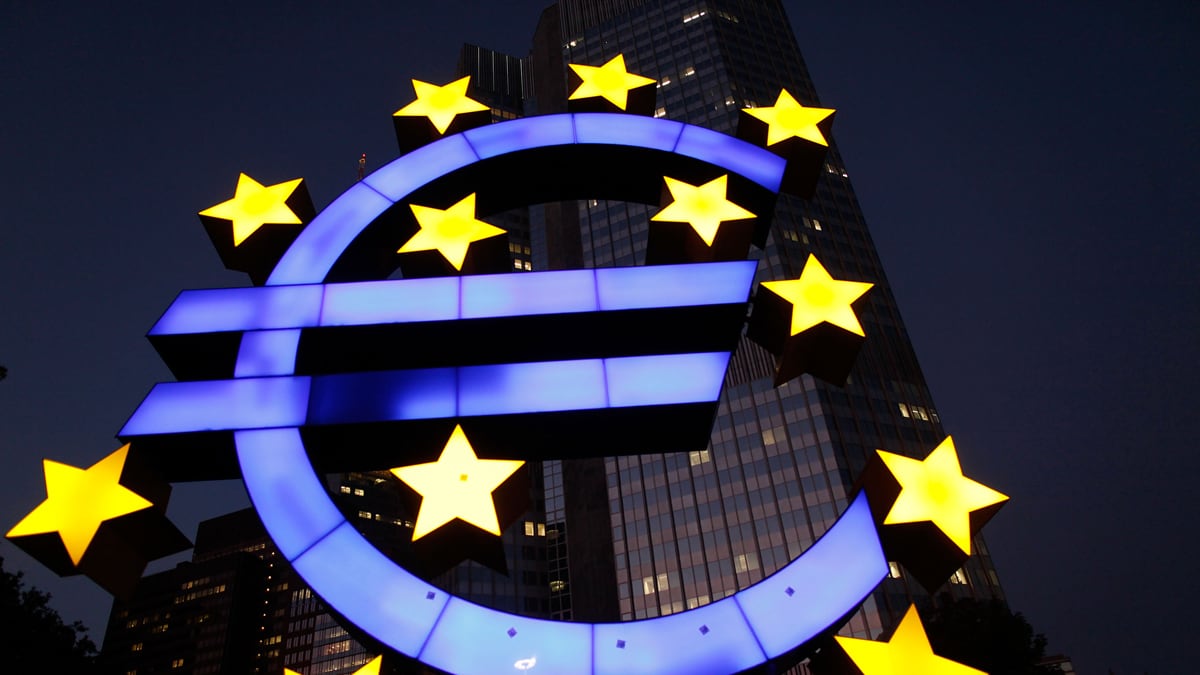 cheats/2011/10/15/g20-backs-euro-zone-bailout/s-p-downgrades-spain-rating-cheat_z0fz7t