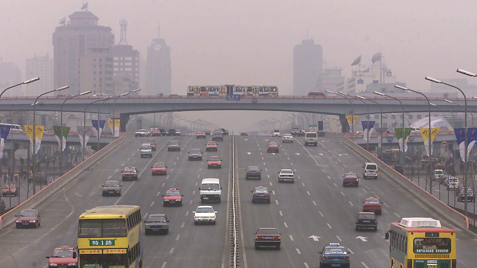 articles/2016/06/27/beijing-uses-so-much-water-that-it-s-literally-sinking/160627-Place-beijing-is-literally-sinking-Tease_t4bjkd