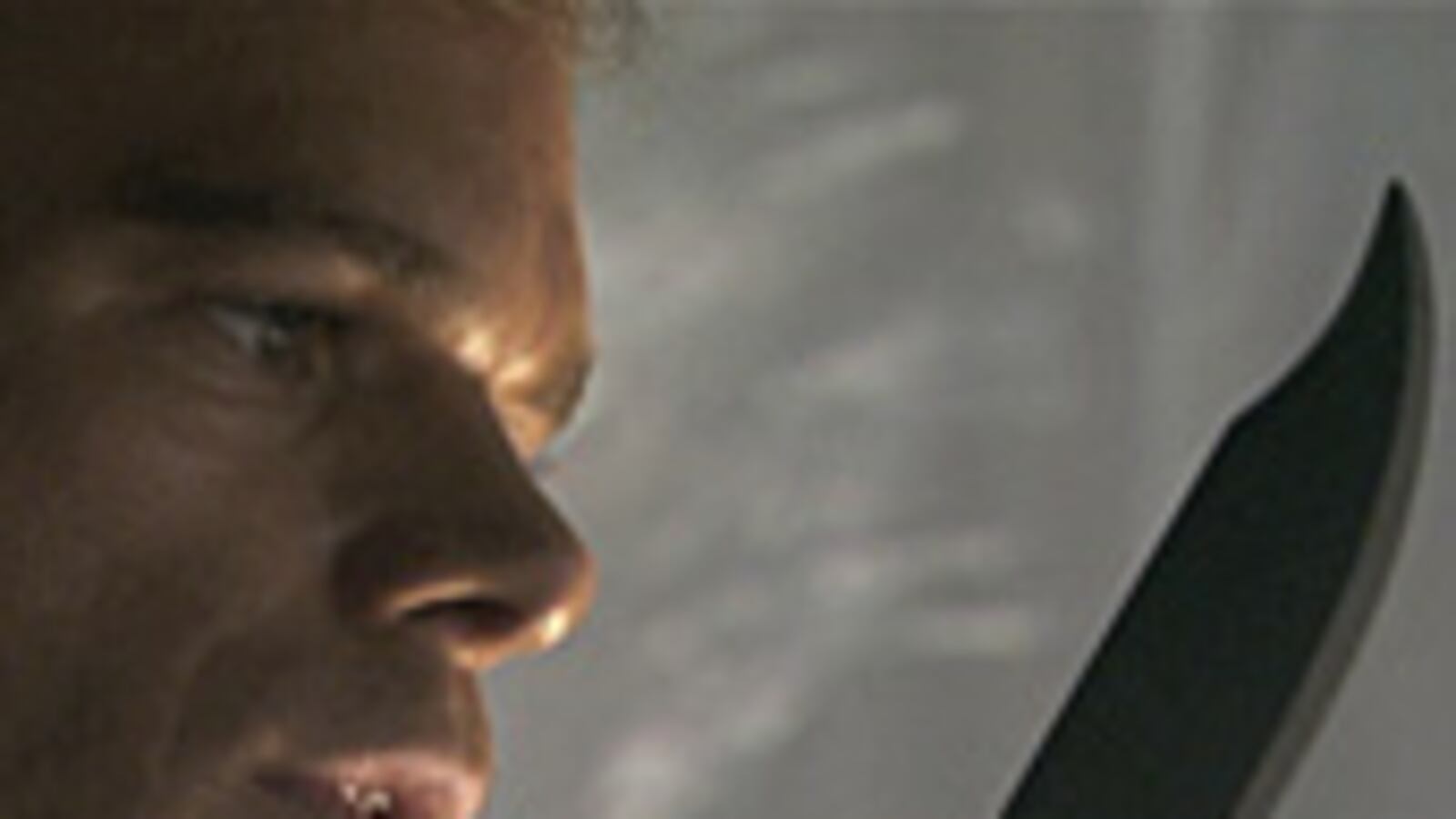 articles/2009/09/25/showtime-sunday-night-tv-returns/dexter-ad_51798_tgcybn