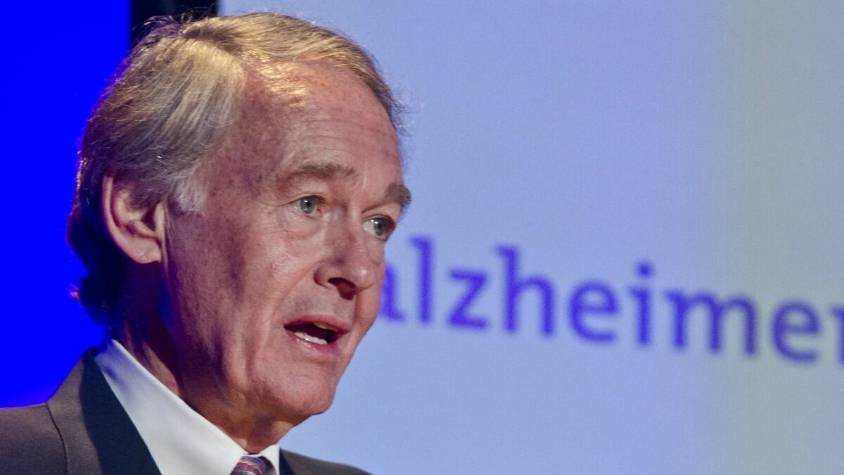 cheats/2012/12/27/u-s-rep-to-run-for-kerry-s-seat/markey-senate-cheat_eakyer