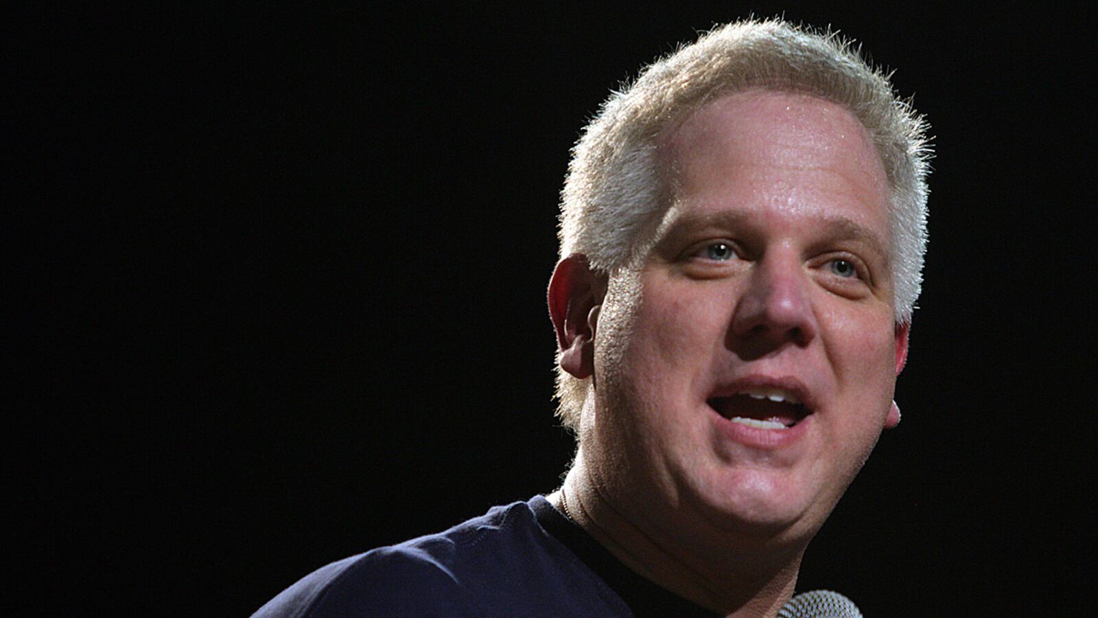articles/2011/06/29/the-end-of-glenn-beck-what-liberals-should-learn/glenn-beck-show-Tomasky_lf2lvu