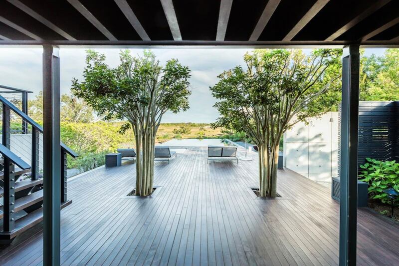 210628_OMG_hamptons-02_kxem7i