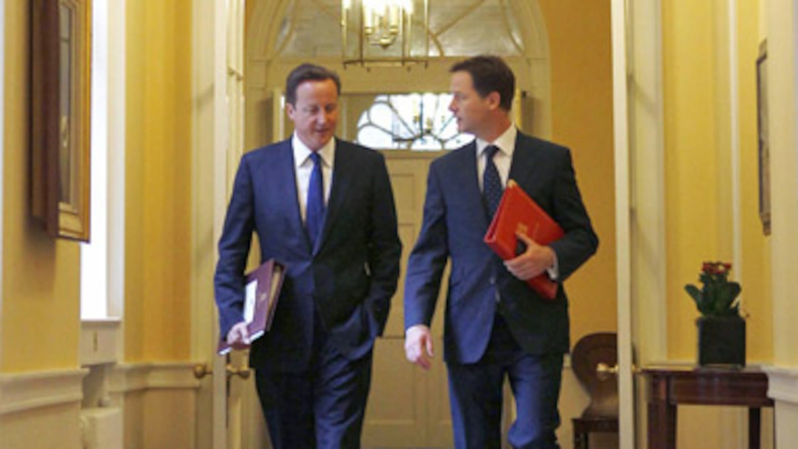 articles/2011/05/04/britains-coalition-government-frays-ahead-of-national-referendum/hoskin-british-government-coalition_177971_qcgmlx