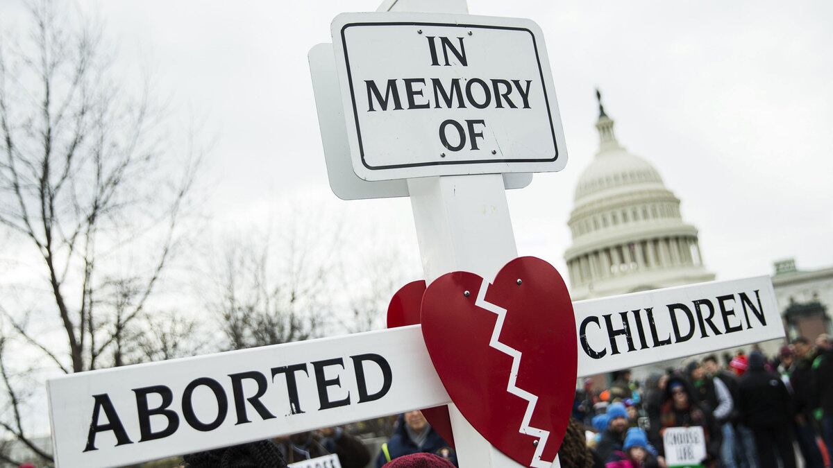 211230-Clift-Roe-v-Wade-tease_hbpni0