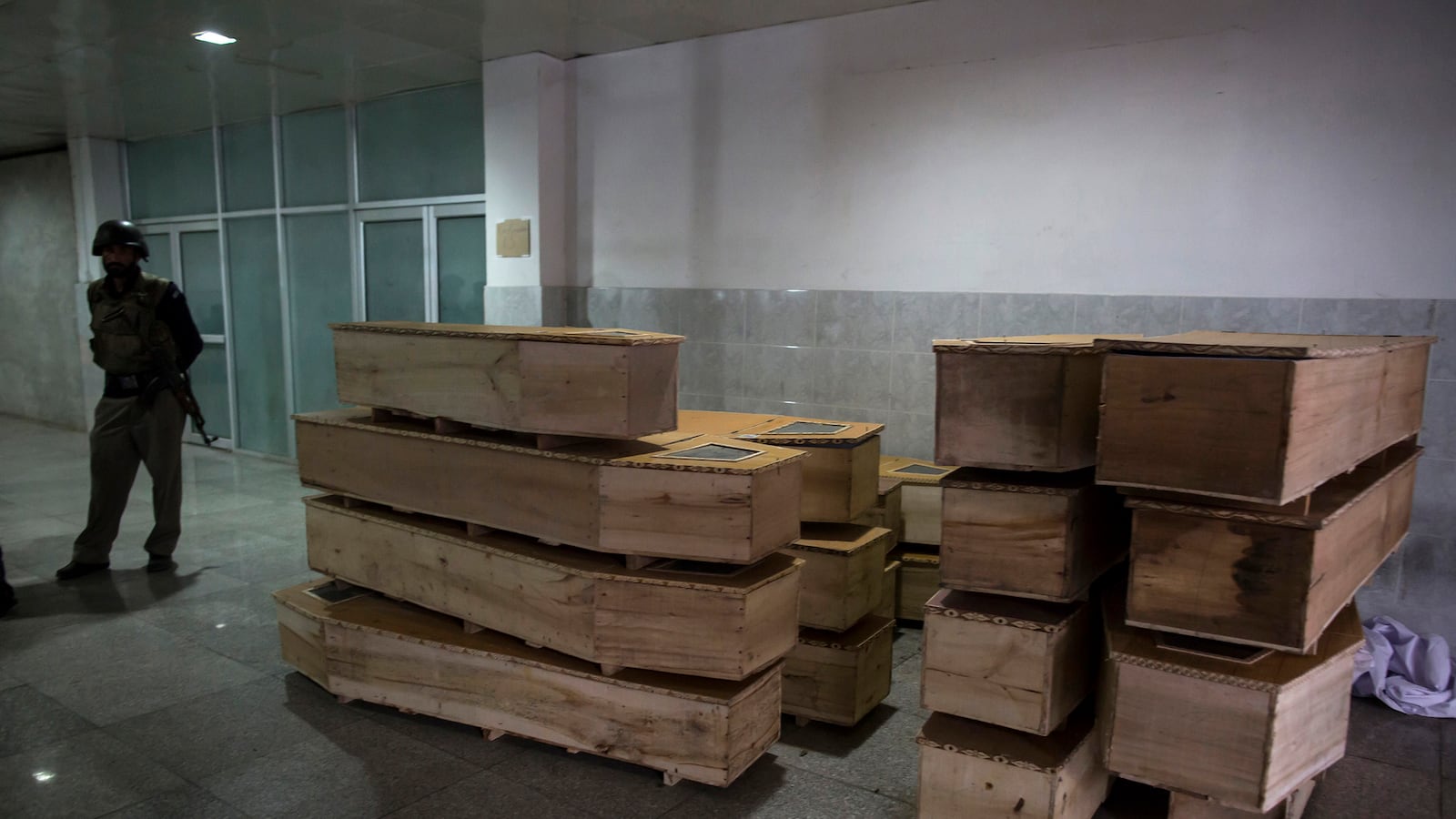 articles/2014/12/17/pakistani-school-killers-want-to-strike-the-u-s/141217-dickey-pakistani-taliban-us-tease_vfuxyj