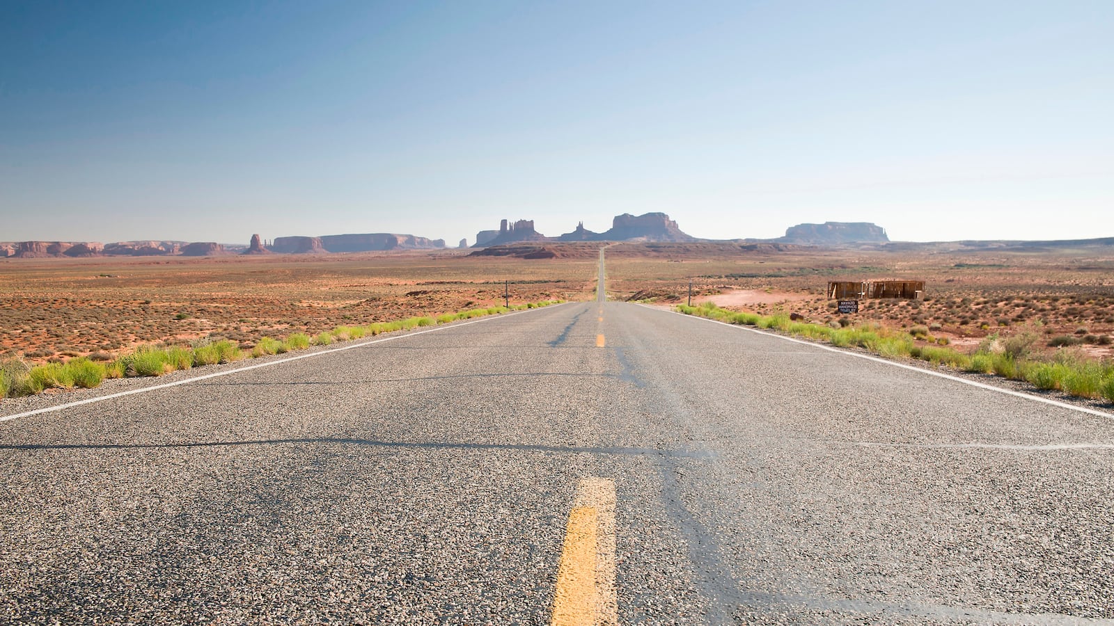 articles/2013/12/12/on-the-road-old-bean-two-brits-adventures-in-america/131211-ferri-brits-roadtrip-tease_v03rwd