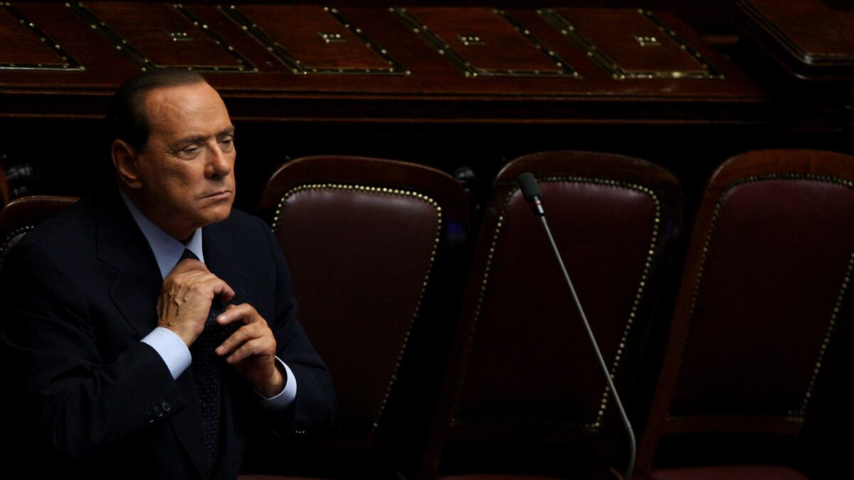 cheats/2011/10/30/berlusconi-on-u-s-trafficking-report/berlusconi-case-dropped-cs_ewxmww