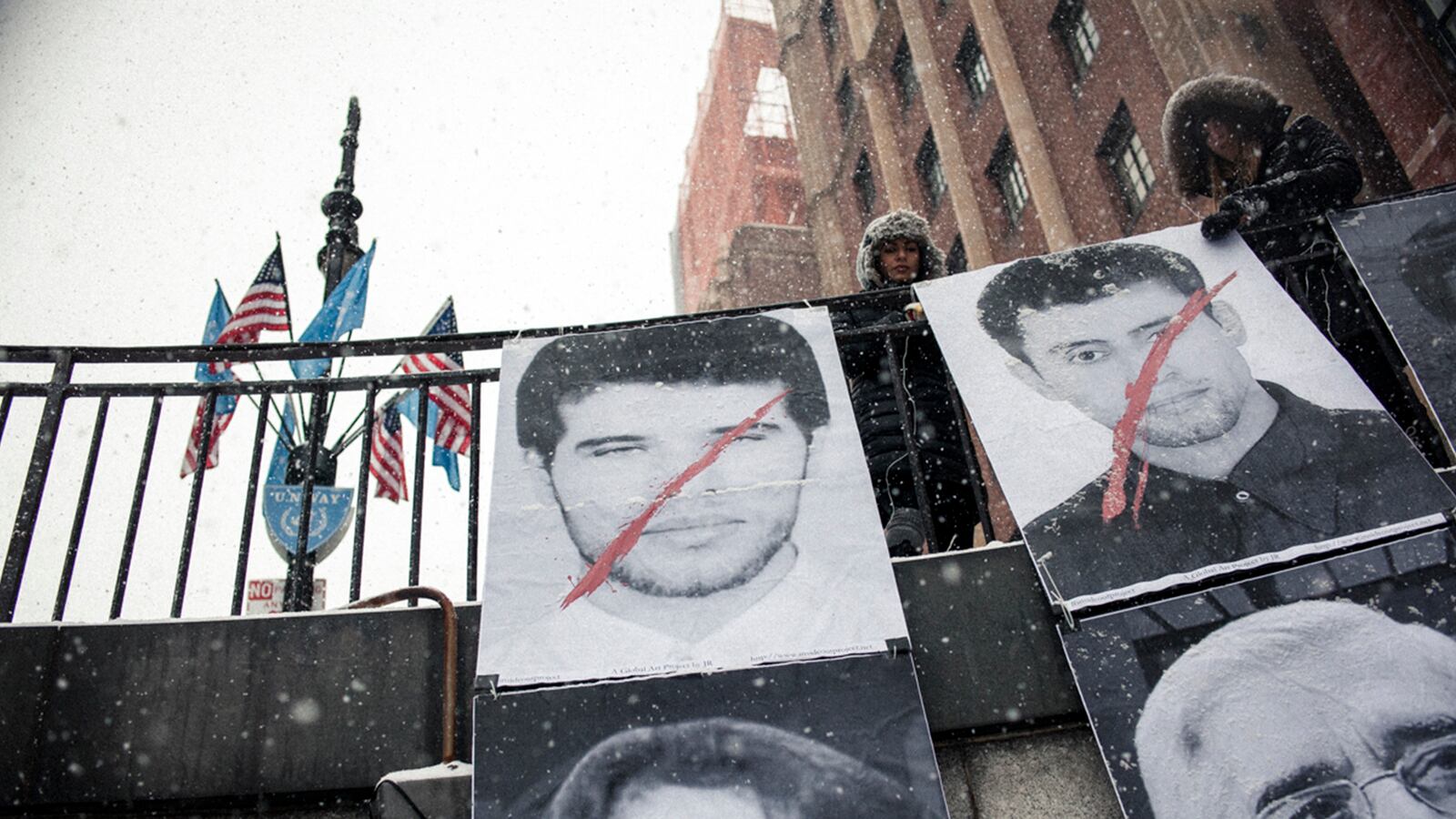 articles/2014/02/20/new-facebook-project-imitates-virtual-iranian-prison/140218-strochlic-unlockiran-tease_zs9l8v