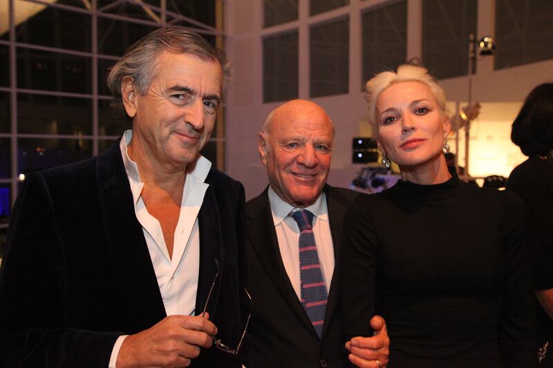 galleries/2012/11/15/william-mcraven-bono-more-from-the-hero-summit-photos/hero-summit-dinner-08_miaopi