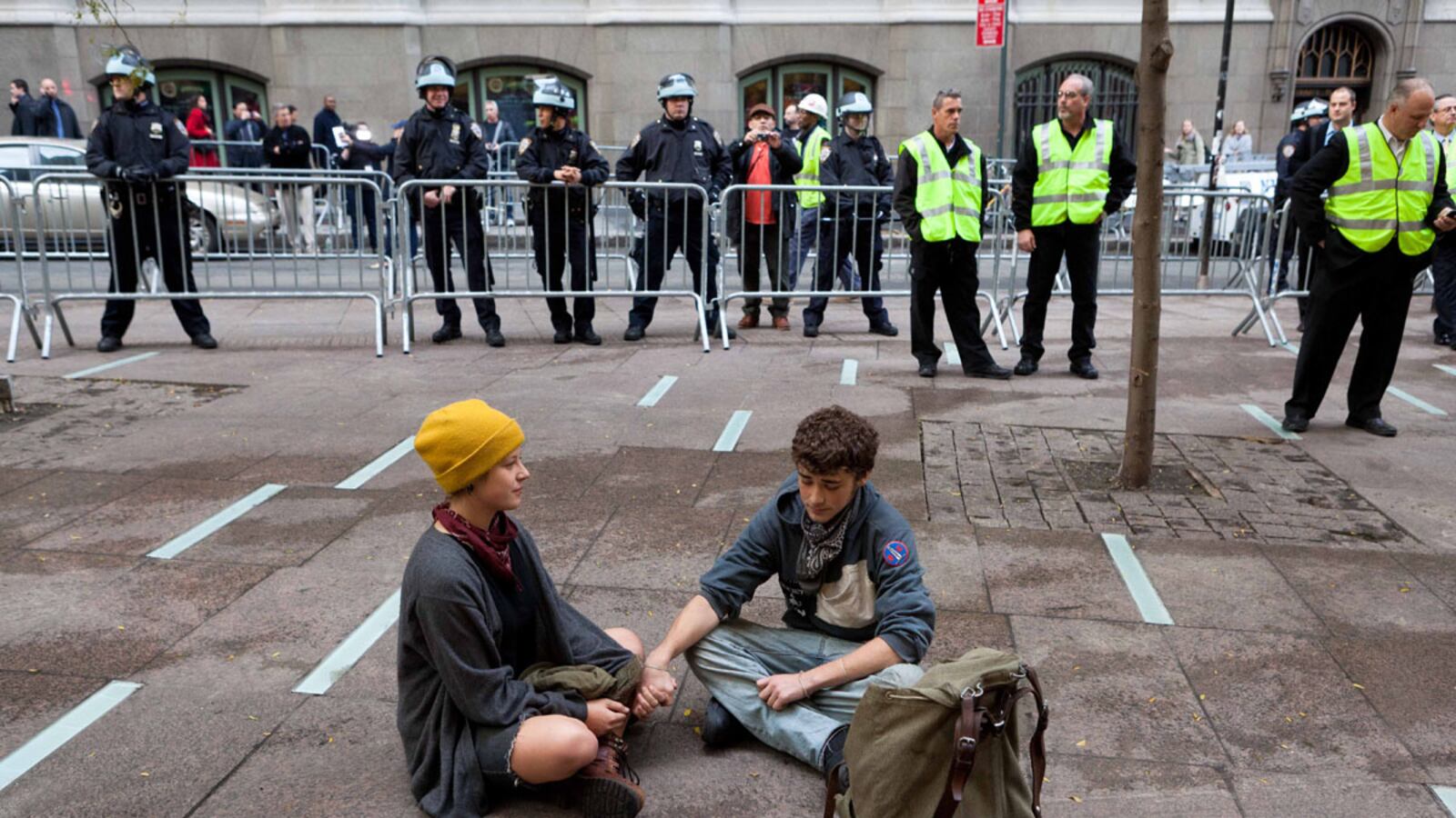 articles/2012/09/17/why-occupy-fizzed-a-year-later-how-movement-got-bogged-down/occupy-movement-fizzled-taylor_cyyg70