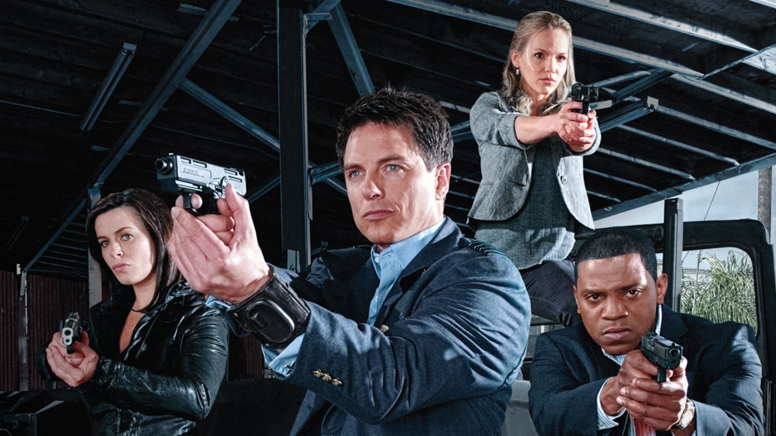 articles/2011/07/05/doctor-who-spinoff-torchwood-heads-to-starz/torchwood-miracle-day-lacob-tease_xpmfoh