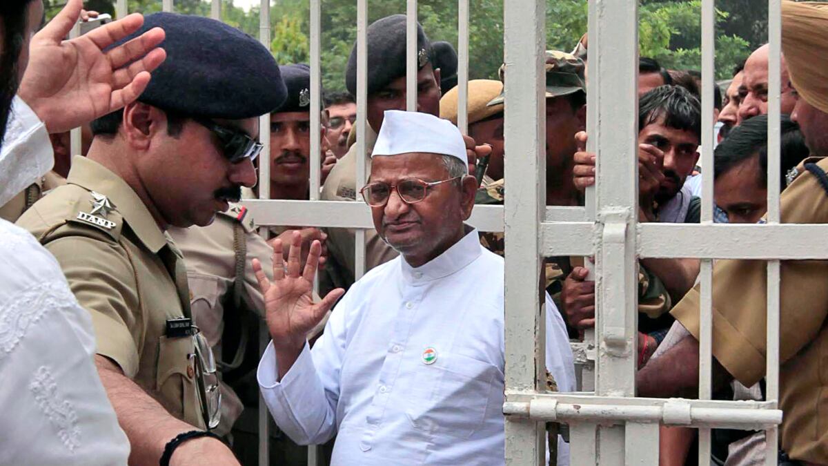 cheats/2011/08/19/indian-activist-leaves-jail/anna-hazare-released-from-prison-cheat_fe5ypm