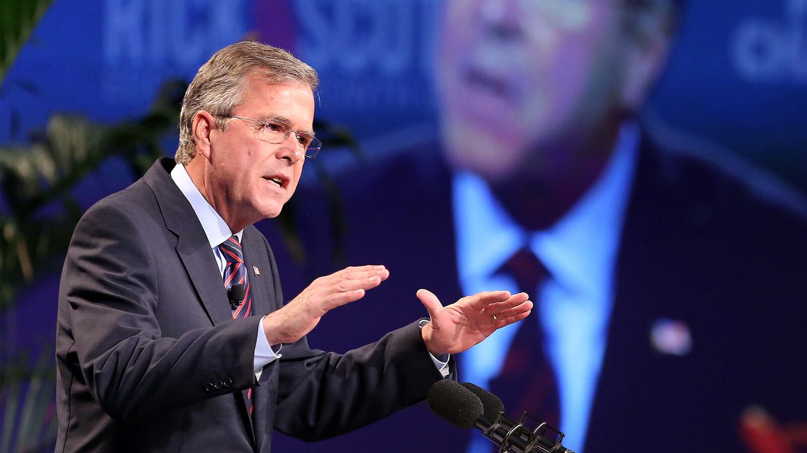 articles/2015/06/02/jeb-blasts-nsa-critics-you-are-making-us-unsafe/150602-woodruff-jeb-bush-tease_yglwiu