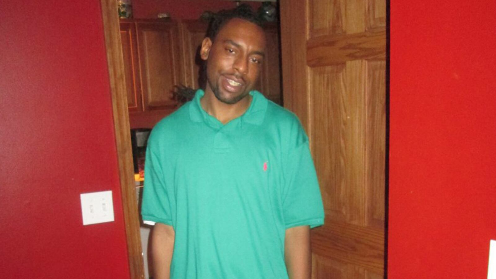 cheats/2016/07/09/lawyer-mn-cop-reacted-to-gun-not-castile-s-race/160707-taylor-Philandro-Castile-tease_sbx9um