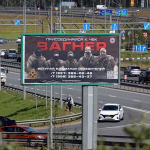 2023-06-07T164245Z_9659294_RC2CE1ANA979_RTRMADP_3_UKRAINE-CRISIS-WAGNER_ekqjyb