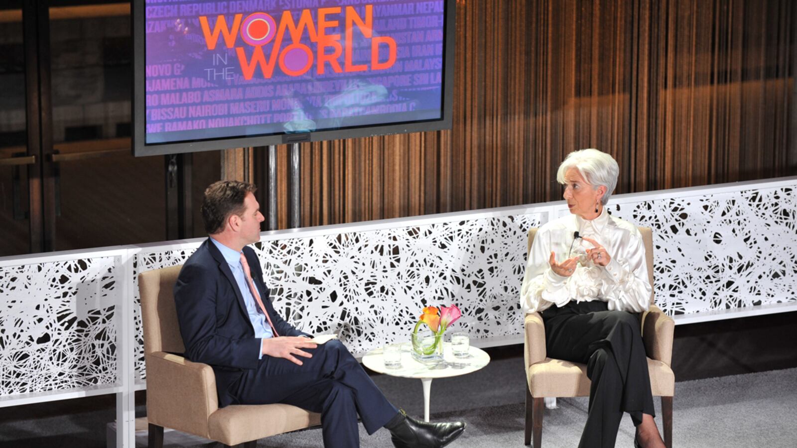 articles/2012/03/08/day-one-wraps-up/witw-dinner-1_gb7ki6