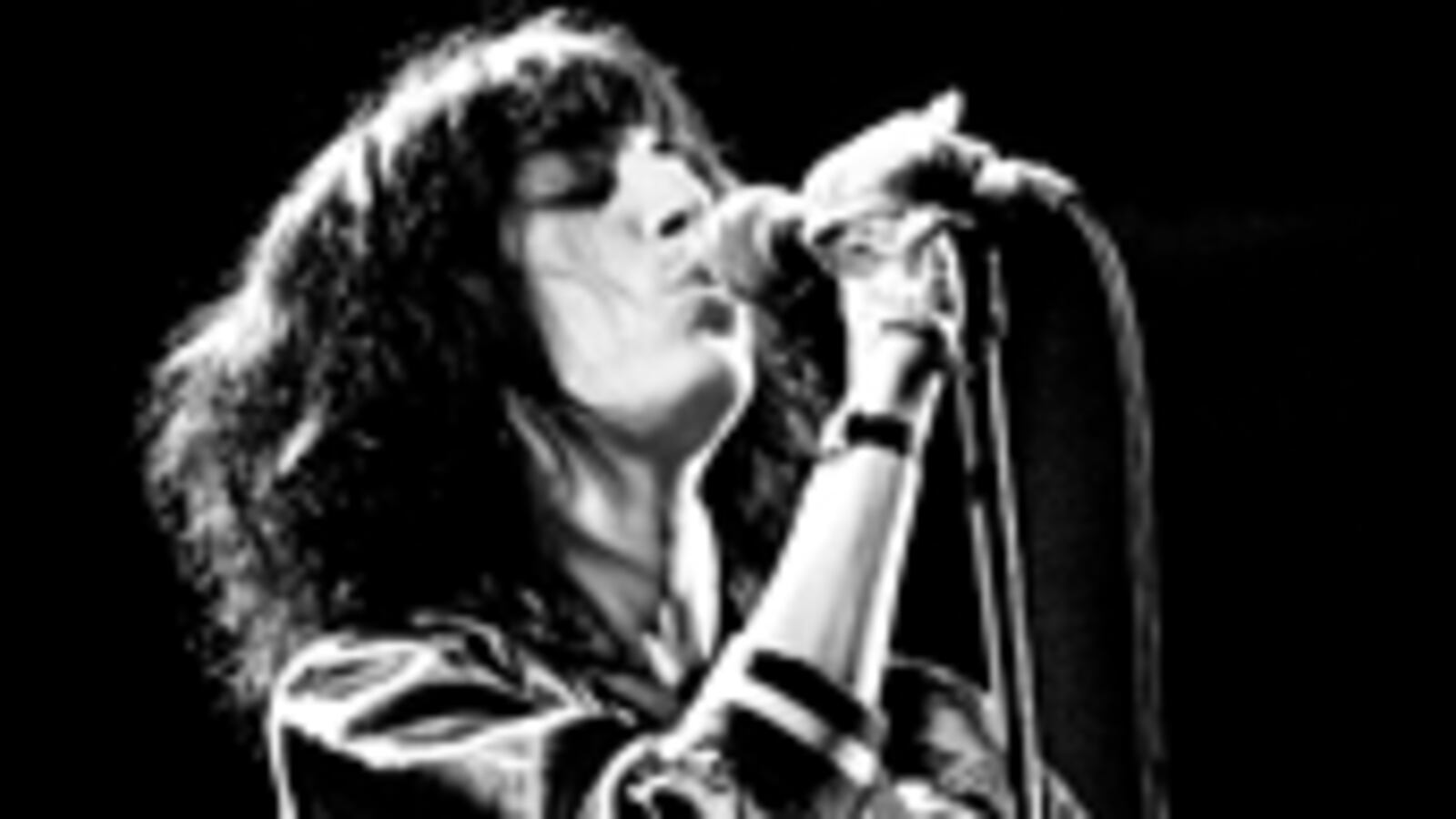 articles/2010/01/07/the-yes-list-ndash-the-year-of-patti-smith/patti-smith_73939_grcbbt