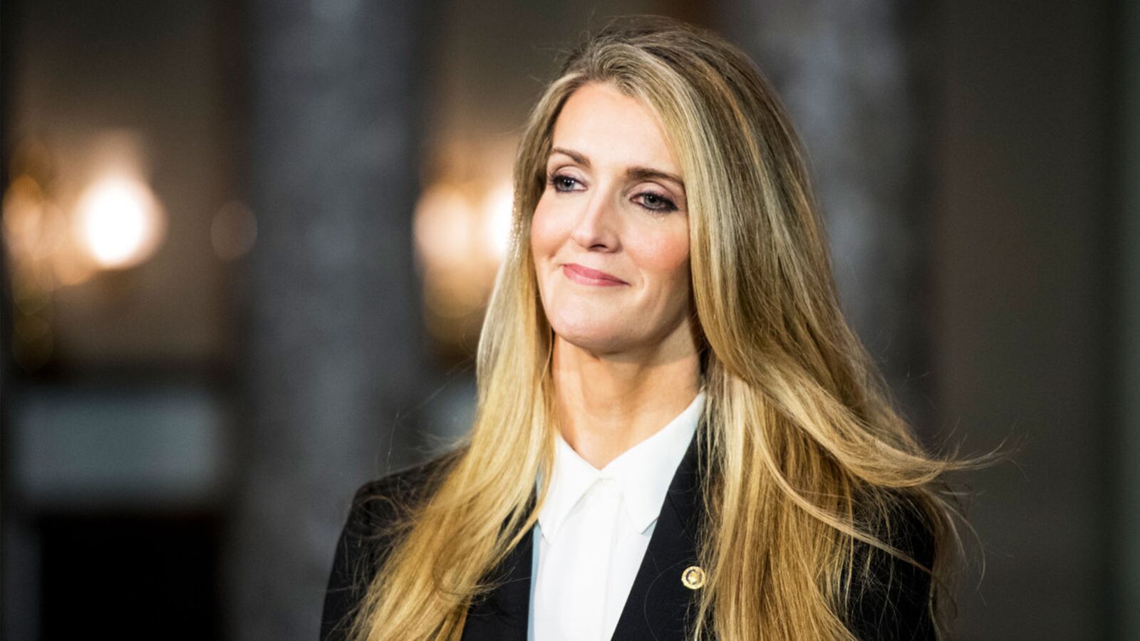 200420-Lachlan-kelly-loeffler-tease_gzxboo