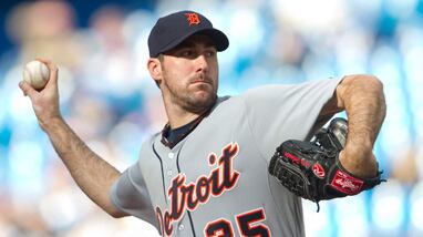 cheats/2011/05/08/detroit-pitcher-throws-second-career-no-hitter/justin-verlander_chzcpa