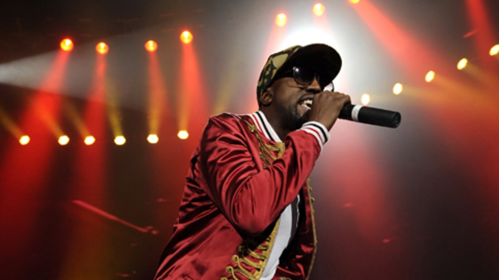 articles/2008/12/02/kanyes-heartbreak/toure-kanye-west_6335_uag9ou