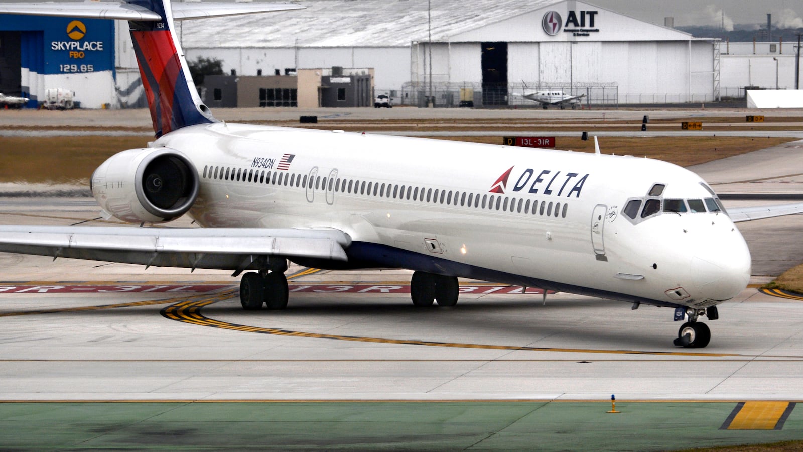 SAN ANTONIO, TEXAS - DECEMBER 12, 2018: A Delta Airlines McDonnell Douglas MD-90 passenger jet taxis after landing at San Antonio International Airport in Texas. (Photo by Robert Alexander/Getty Images)