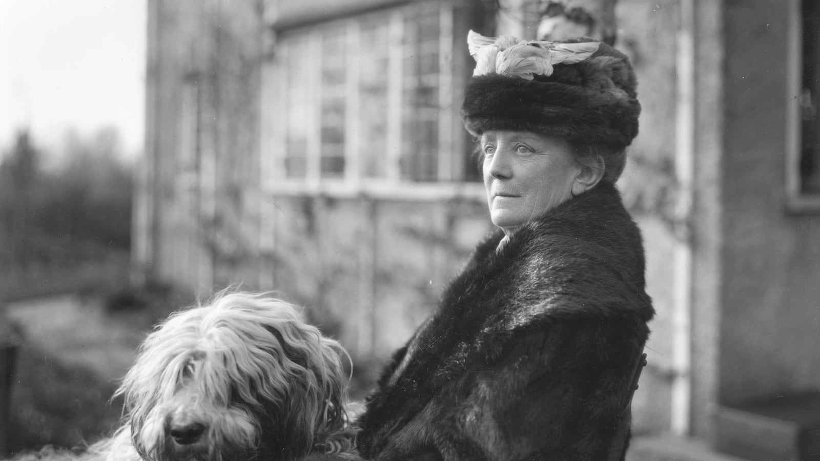articles/2015/07/24/how-composer-ethel-smyth-made-opera-history/150723-milnes-opera-diva-tease_sdba5y