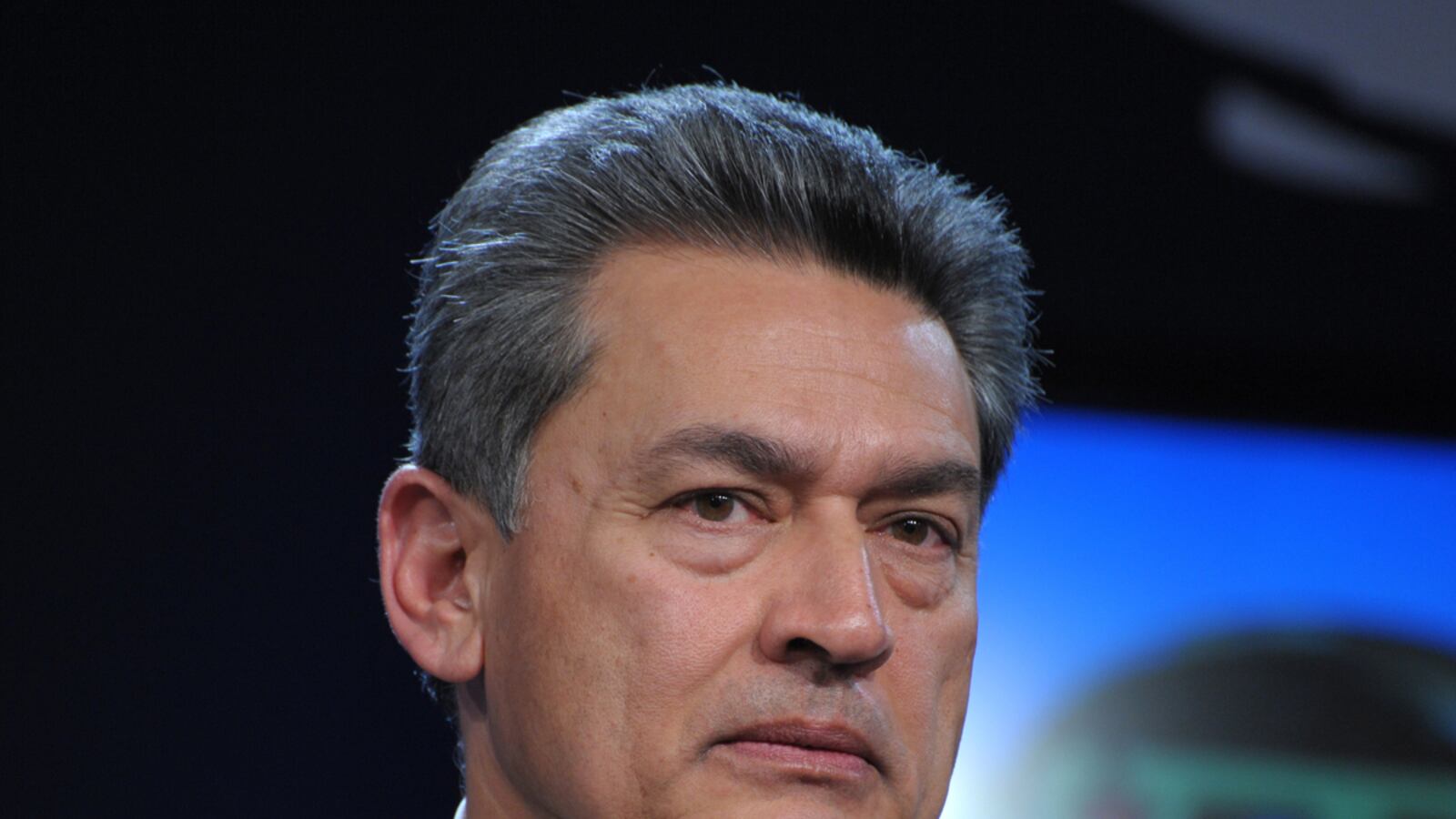 cheats/2011/10/26/ex-goldman-exec-to-surrender-to-feds/rajat-gupta-2_tjniv3