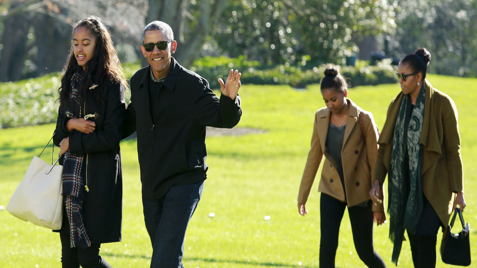 cheats/2016/03/04/obama-to-stay-in-d-c-after-term-ends/160304-obamas-to-stay-in-washington-cheat_avv9xq