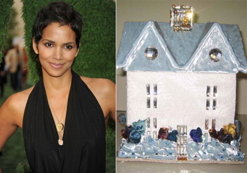 galleries/2009/11/03/celeb-mini-houses-raise-money-for-homeless/celeb-houses---berry_apsjti