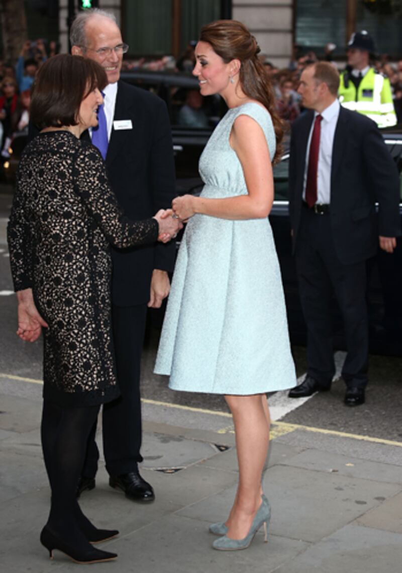 articles/2013/04/25/yes-she-really-is-pregnant-kate-wears-her-first-maternity-dress/kate-art2_zkuxem