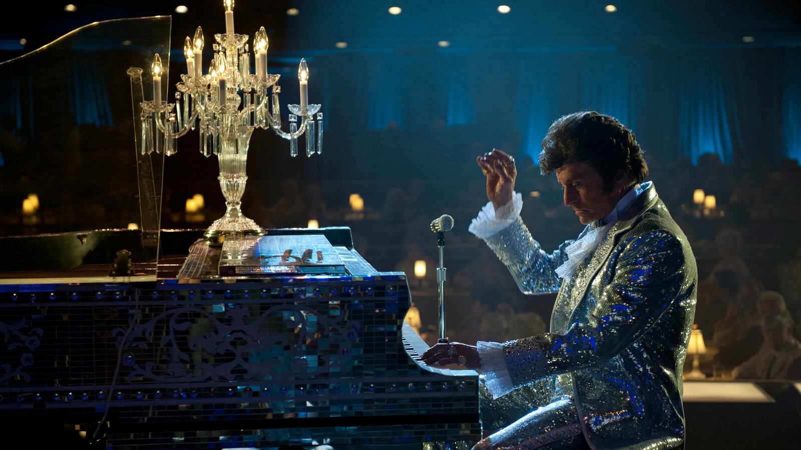 articles/2013/05/22/richard-porton-on-steven-soderbergh-s-behind-the-candelabra/130521-candelabra-review-tease_wbfgzq