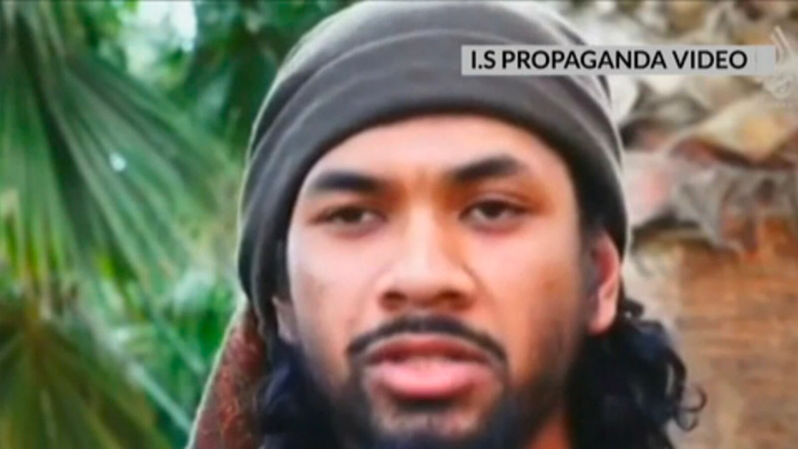 cheats/2016/05/05/u-s-strike-kills-aussie-isis-recruiter/160505-australian-isis-cheat_vndk93