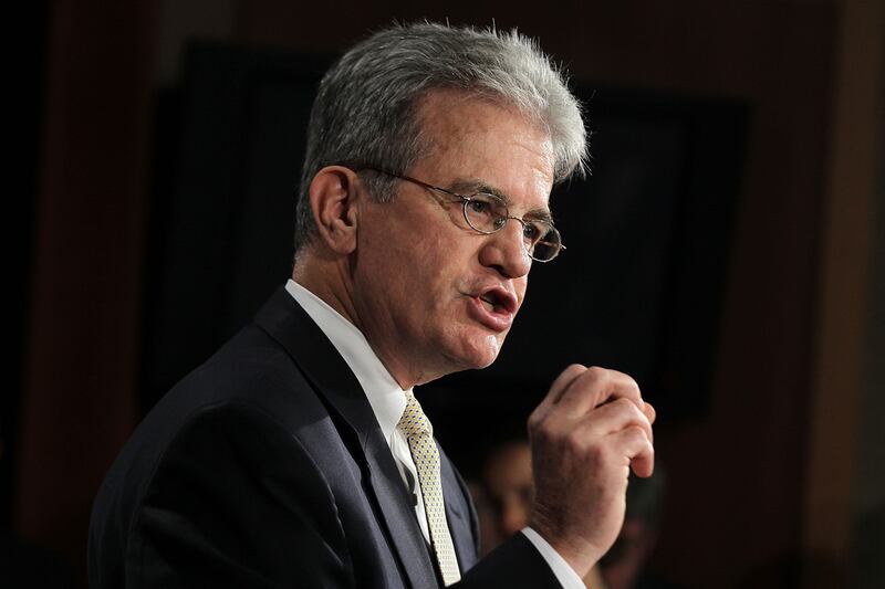 articles/2011/07/20/tom-coburn-dr-no-to-the-rescue-on-gang-of-six-debt-compromise-deal/tom-coburn-debt-murphy_zifl3v