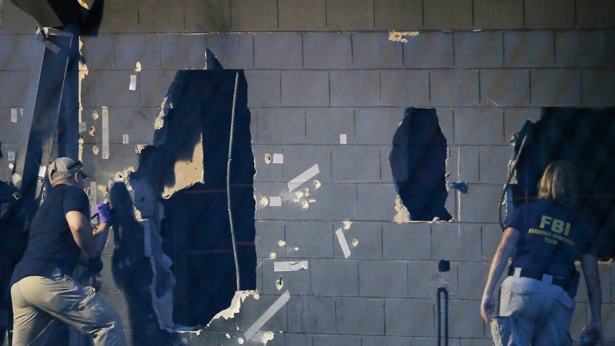 cheats/2016/06/13/killer-cool-and-calm-while-negotiating-from-pulse-bathroom/160613-omar-mateen-calm-orlando-shooting_syzlh6