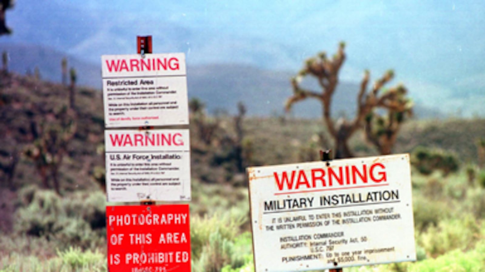 articles/2011/05/13/the-truth-about-area-51-revealed-in-area-51-by-annie-jacobsen/jacobson-nuclear-test_180168_papxa6