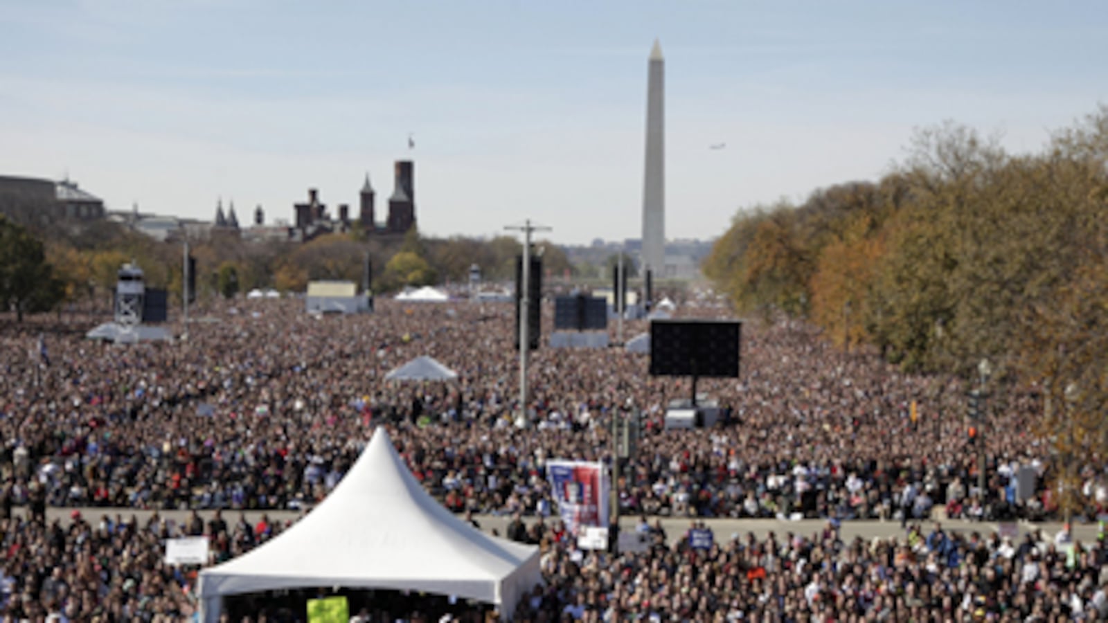 articles/2010/10/30/rally-to-restore-sanity-howard-kurtz-reports/kurtz-sanity-rally_137611_x6jqcr